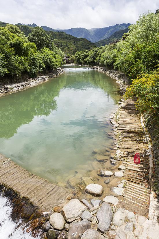 堆叠大陆木板